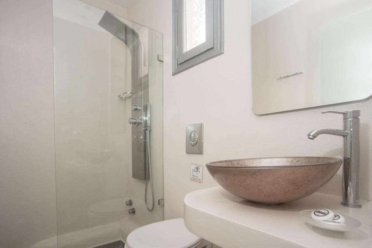 Depis Apartments & Suites Naxos City エクステリア 写真