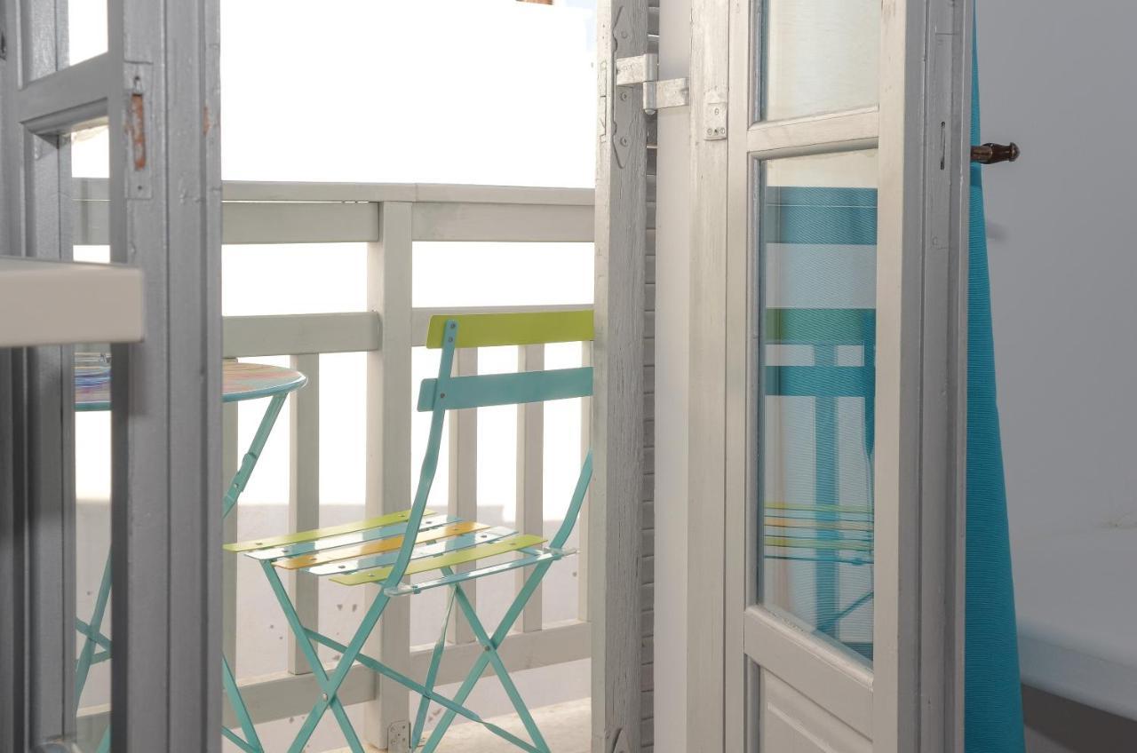 Depis Apartments & Suites Naxos City エクステリア 写真